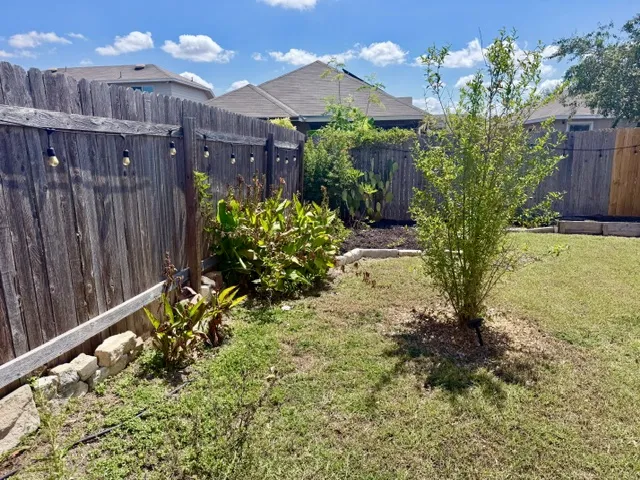 12717 Carillon Way Manor, TX 78653