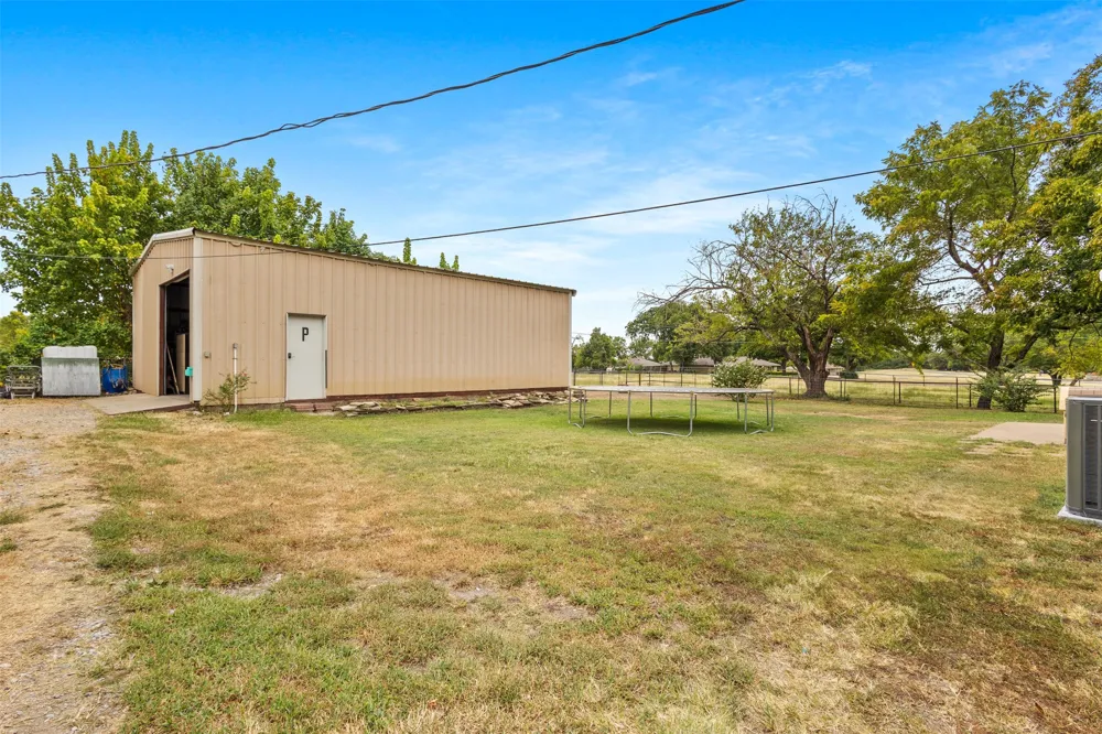844 Fm 2194 Farmersville, TX 75442