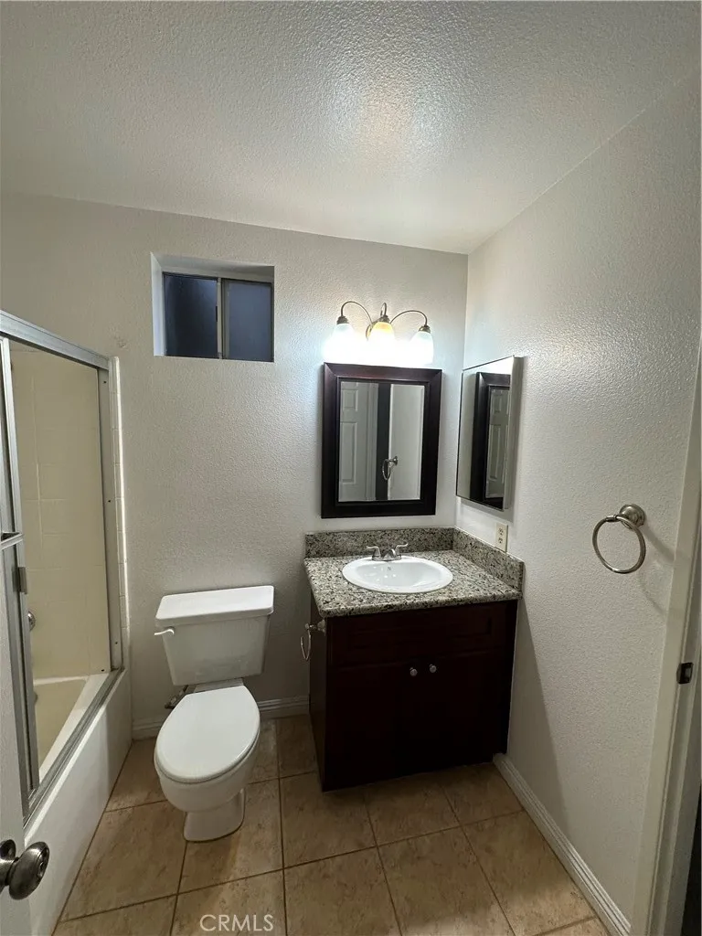 2620 Del Vista Corona, CA 92882