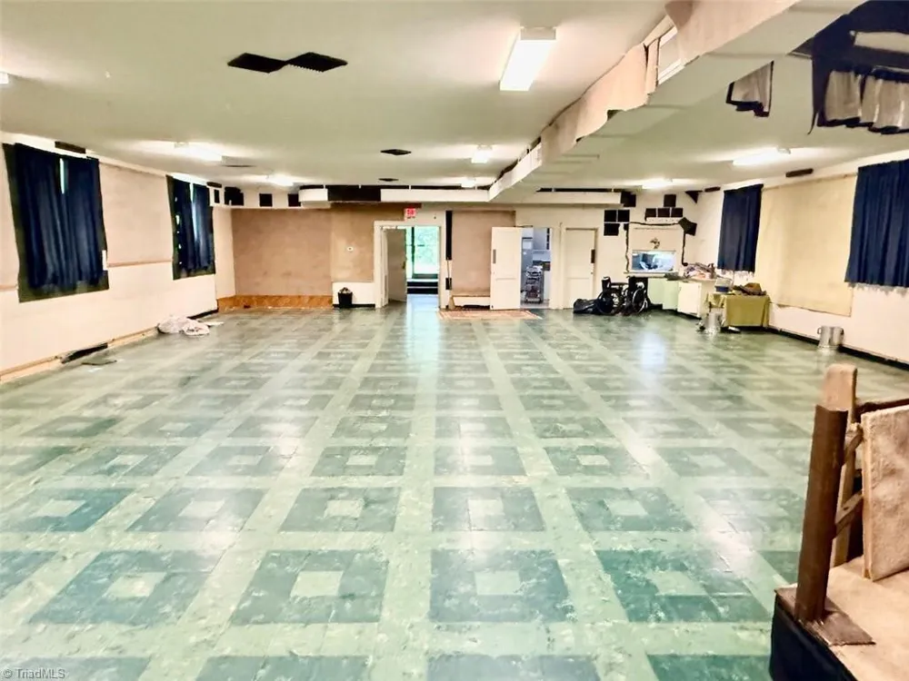 110 S Main Street Reidsville, NC 27320
