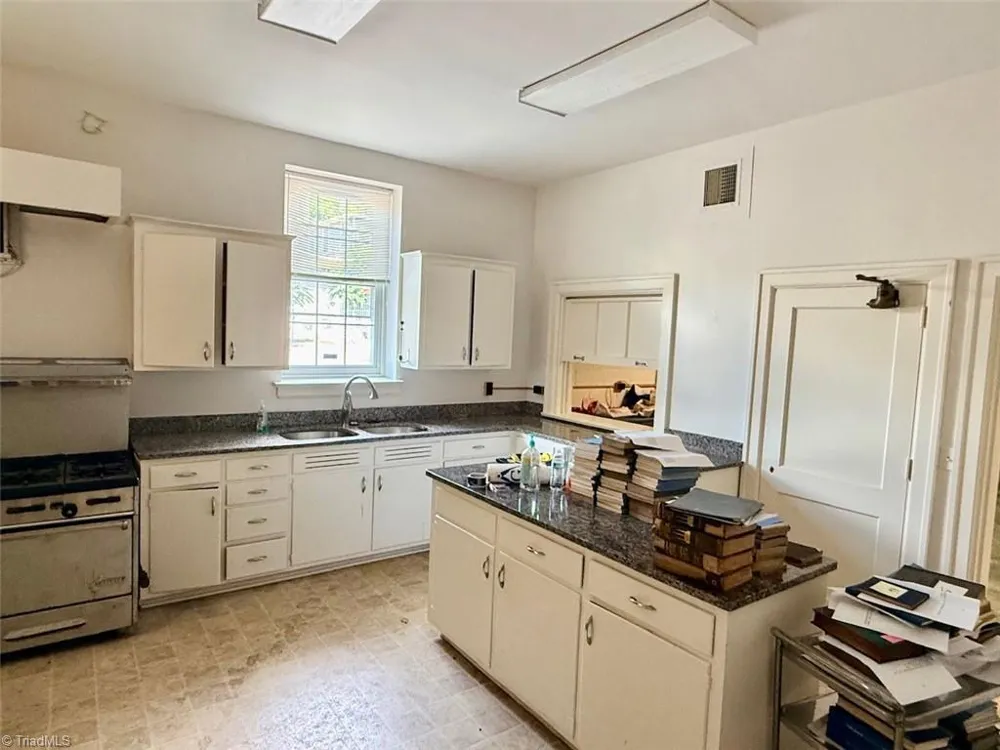 110 S Main Street Reidsville, NC 27320