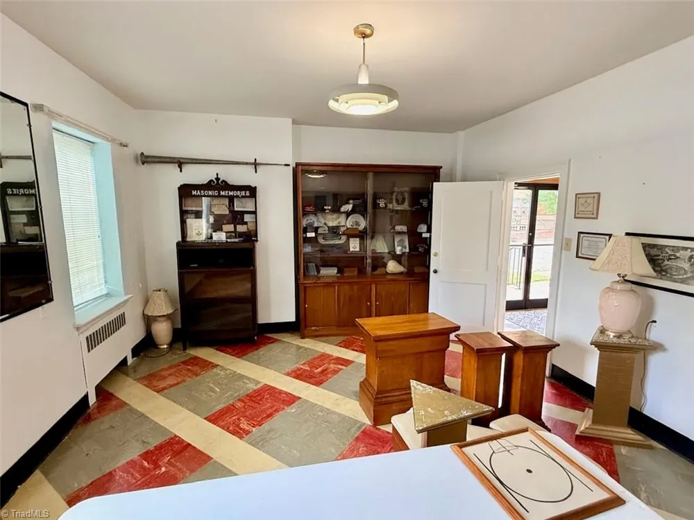 110 S Main Street Reidsville, NC 27320