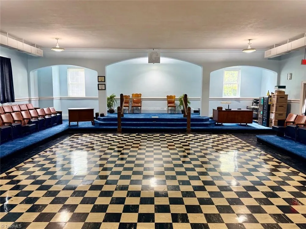 110 S Main Street Reidsville, NC 27320