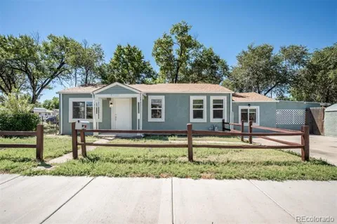 2102 W 29th Street