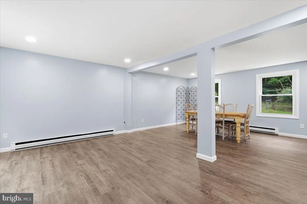 1626 DAVID LANE Effort, PA 18330