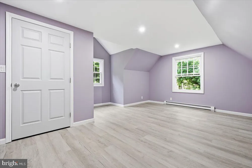 1626 DAVID LANE Effort, PA 18330