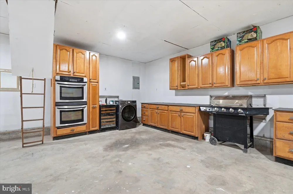 1626 DAVID LANE Effort, PA 18330