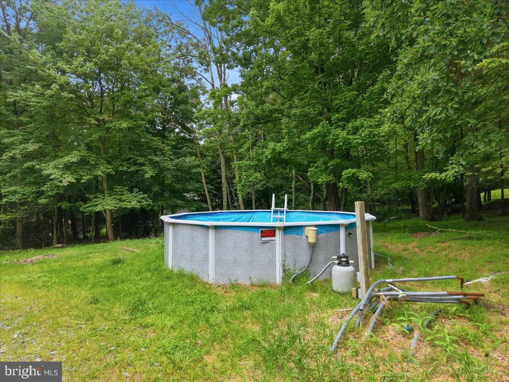1626 DAVID LANE Effort, PA 18330