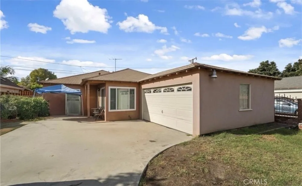 1701 Paulsen Compton, CA 90222