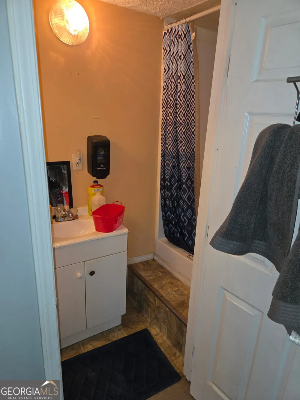 143 Tiffany TRL Riverdale, GA 30274