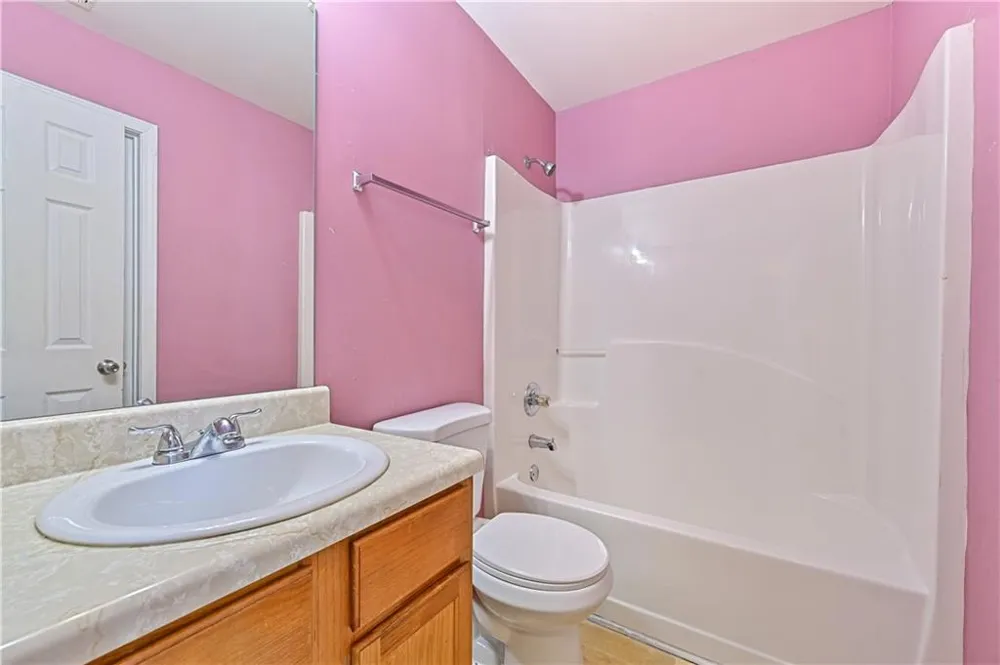 4201 Ash Tree Street Snellville, GA 30039