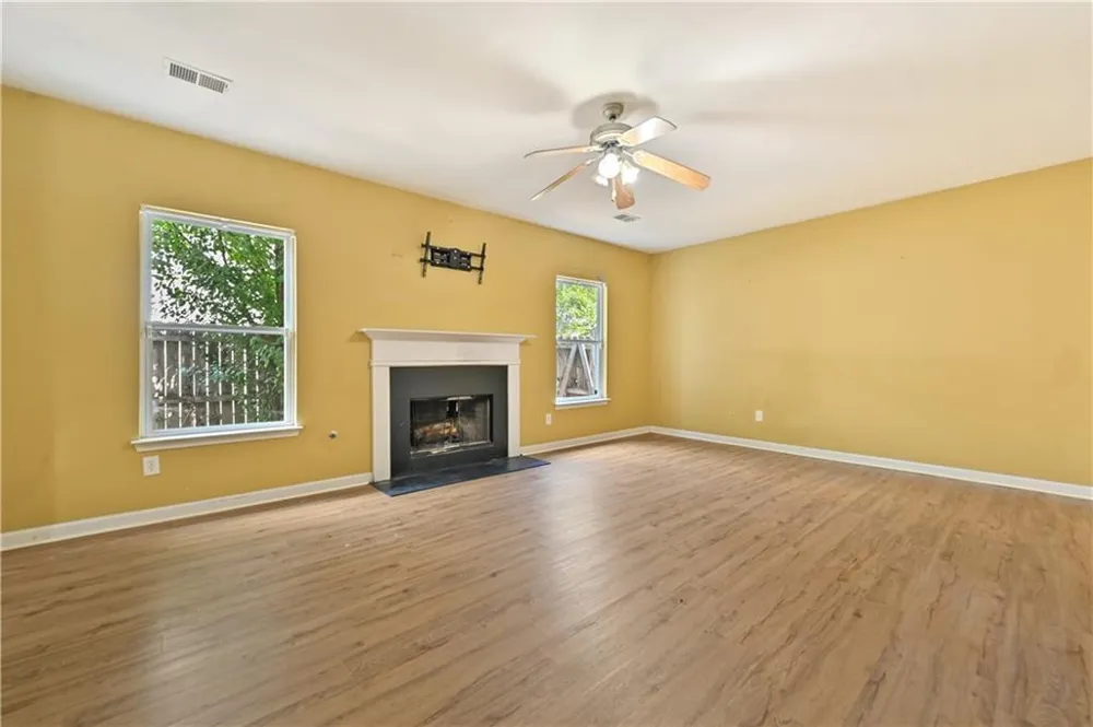 4201 Ash Tree Street Snellville, GA 30039