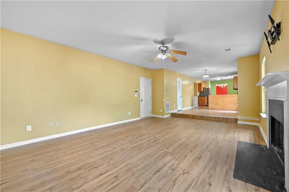 4201 Ash Tree Street Snellville, GA 30039