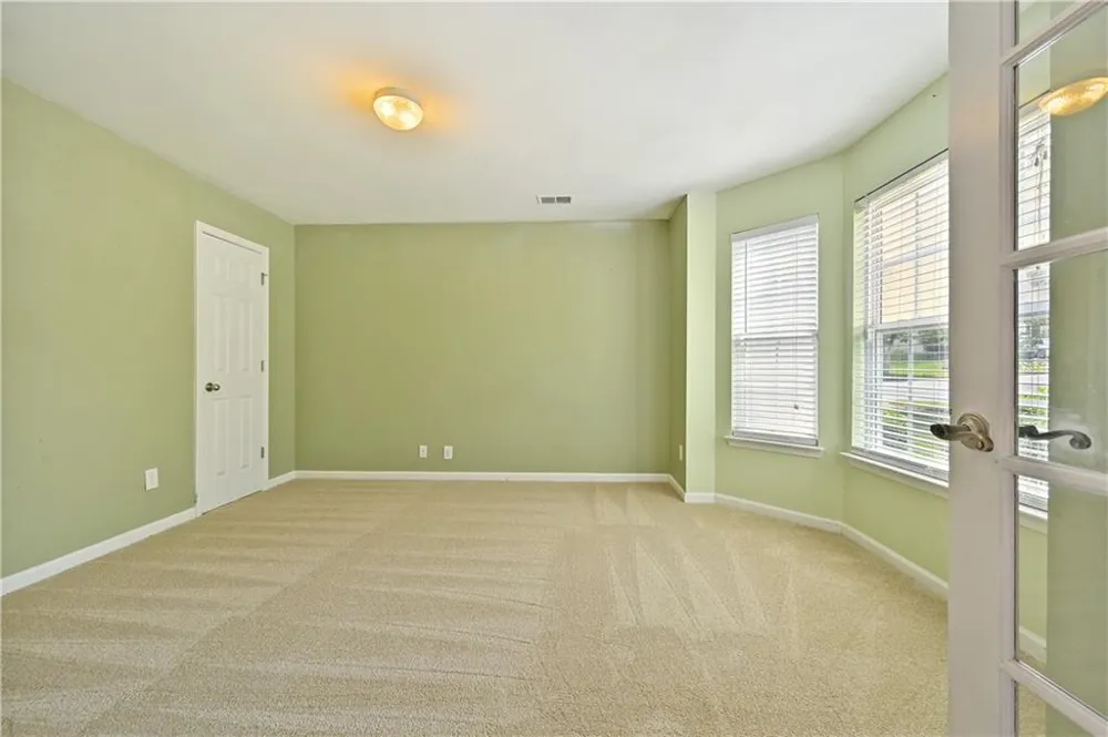 4201 Ash Tree Street Snellville, GA 30039