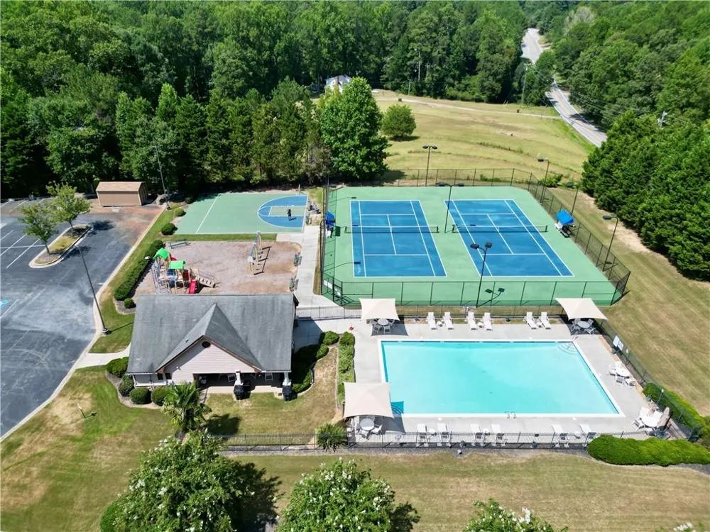 4201 Ash Tree Street Snellville, GA 30039