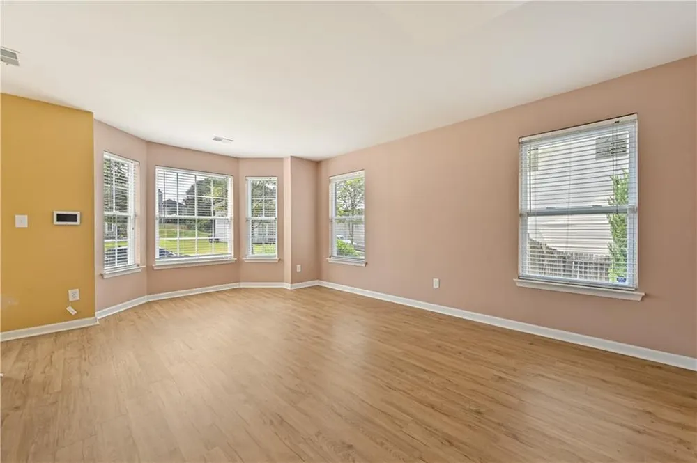 4201 Ash Tree Street Snellville, GA 30039