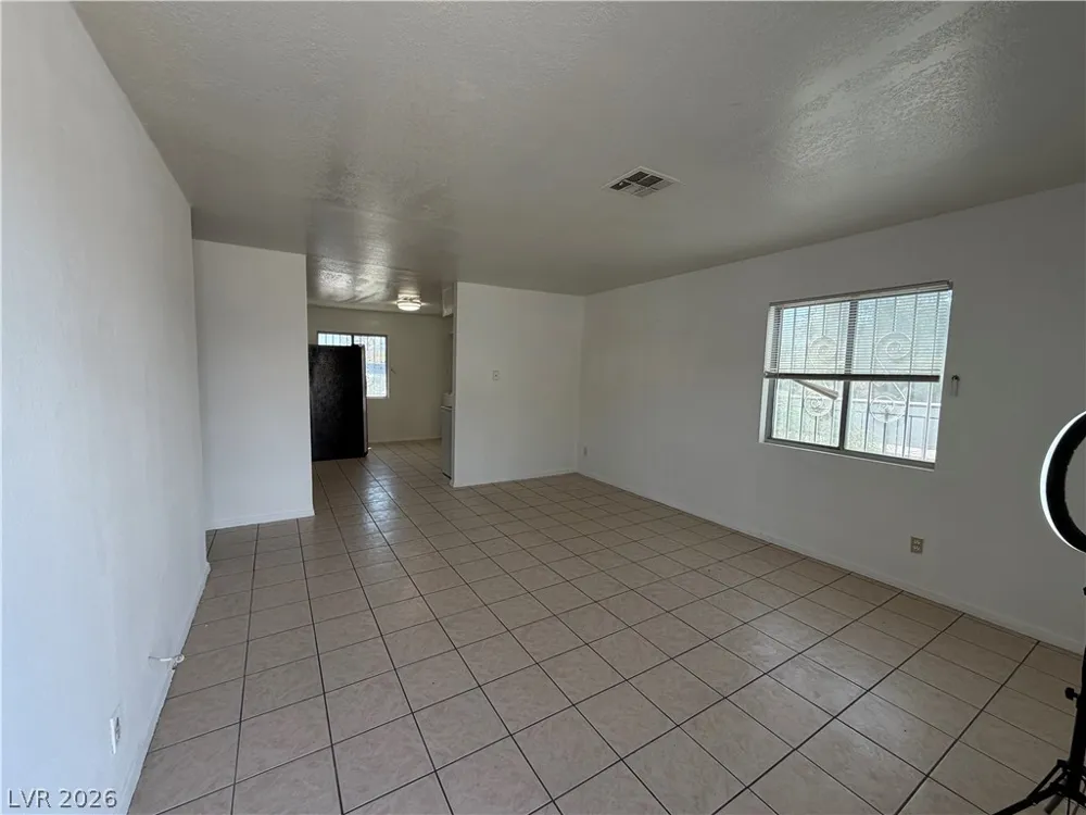 425 E Merlayne Drive #1 Henderson, NV 89011