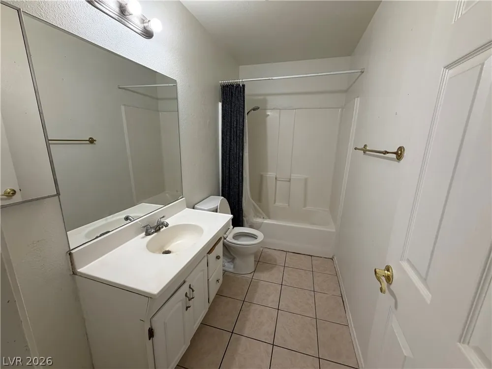 425 E Merlayne Drive #1 Henderson, NV 89011