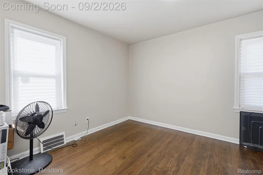 18060 Saint Marys Street Detroit City, MI 48235