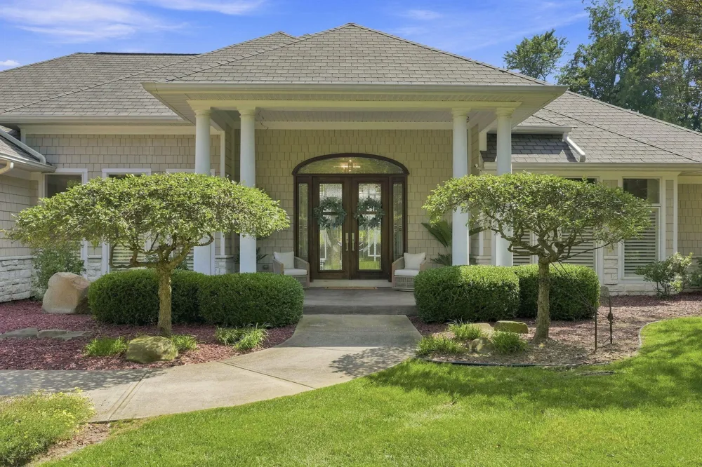 1920 High Mdw S Niles, MI 49120