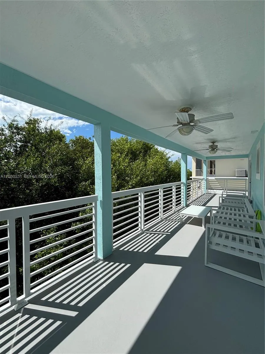 102 Venetian Dr Islamorada, FL 33036