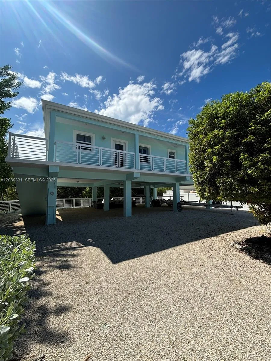 102 Venetian Dr Islamorada, FL 33036