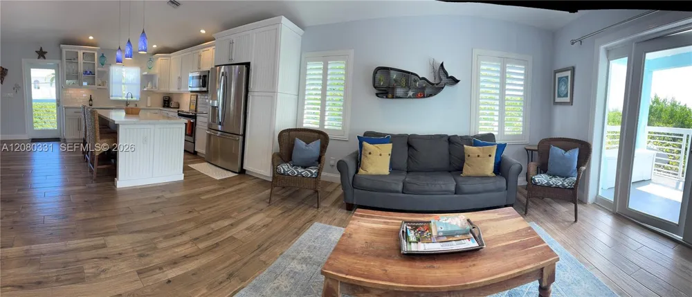 102 Venetian Dr Islamorada, FL 33036