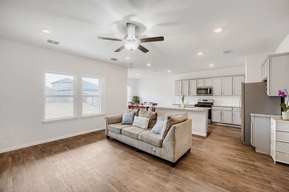 20712 Alcala Terrace Manor, TX 78653