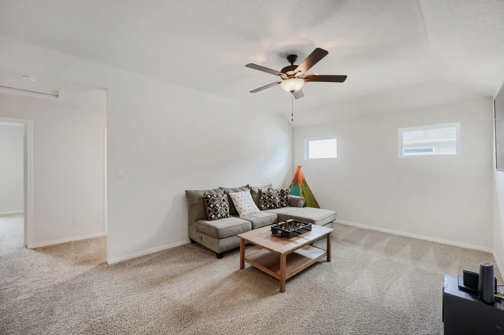 20712 Alcala Terrace Manor, TX 78653