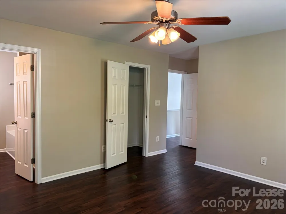 3707 Rocky Brook Court Charlotte, NC 28269
