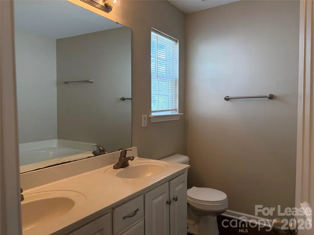 3707 Rocky Brook Court Charlotte, NC 28269
