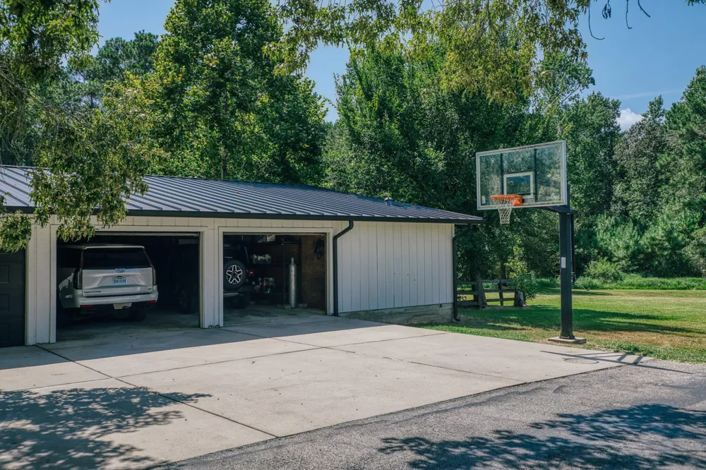 22984 Nichols Sawmill Road Hockley, TX 77447