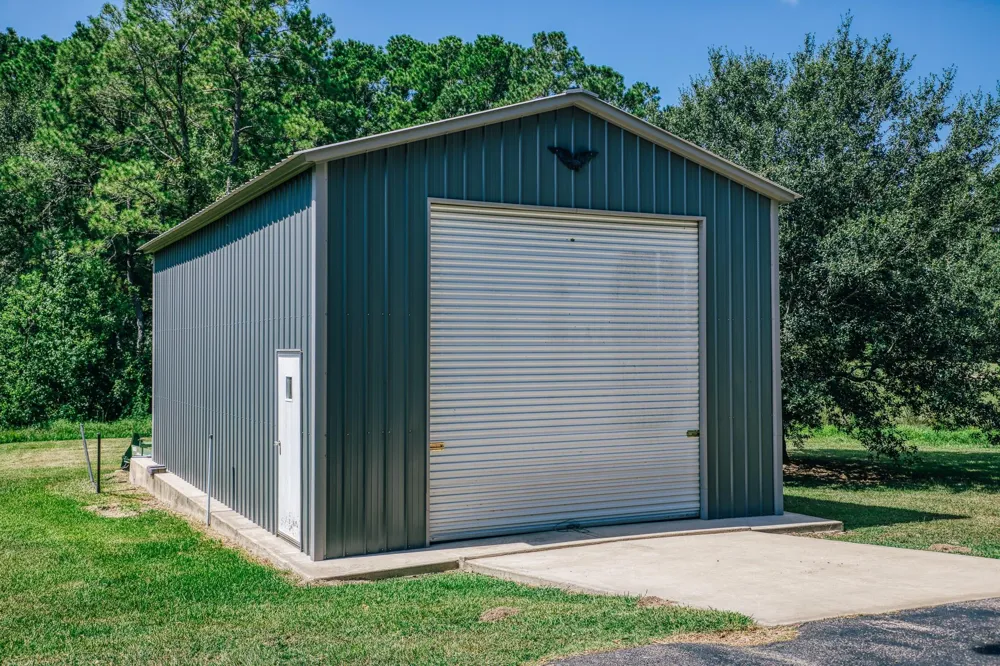 22984 Nichols Sawmill Road Hockley, TX 77447