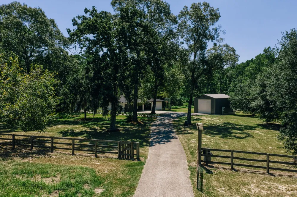 22984 Nichols Sawmill Road Hockley, TX 77447