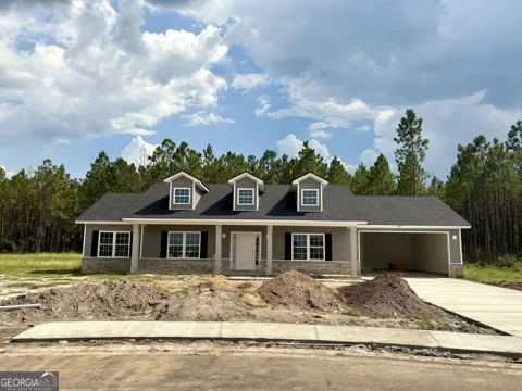 84 NE Bluegill LN
