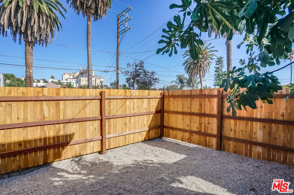633 Rampart Boulevard Los Angeles, CA 90026