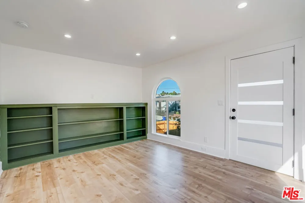 633 Rampart Boulevard Los Angeles, CA 90026