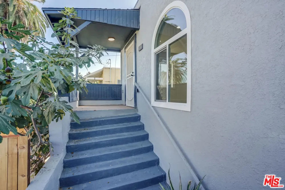 633 Rampart Boulevard Los Angeles, CA 90026