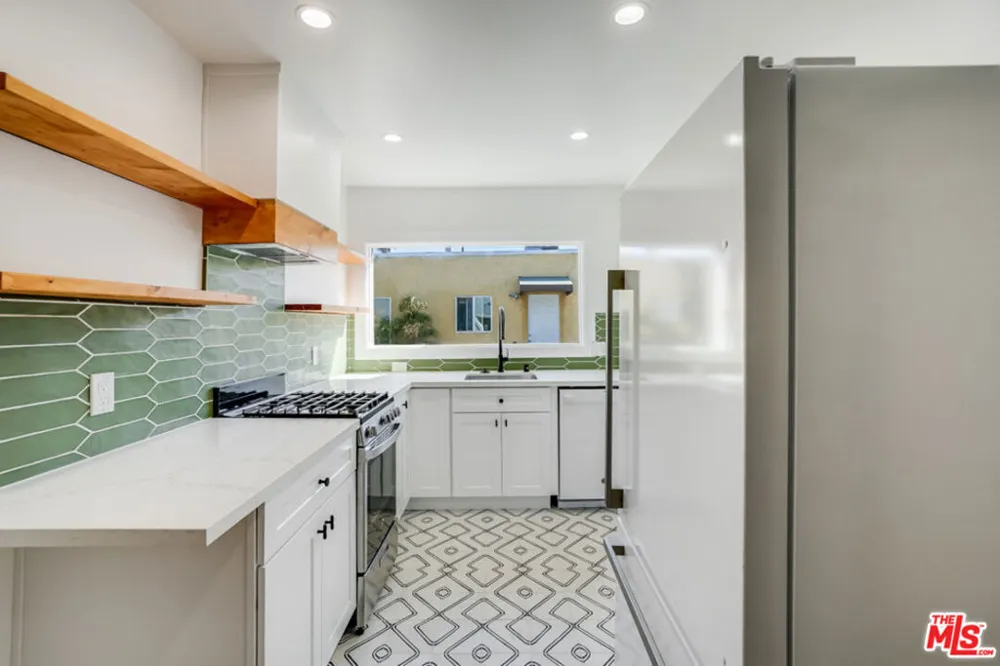 633 Rampart Boulevard Los Angeles, CA 90026