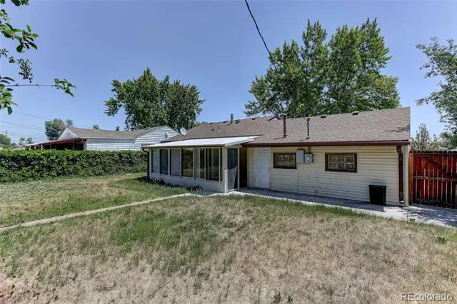 1081 S Knox Court Denver, CO 80219