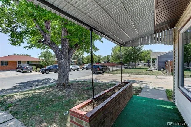 1081 S Knox Court Denver, CO 80219
