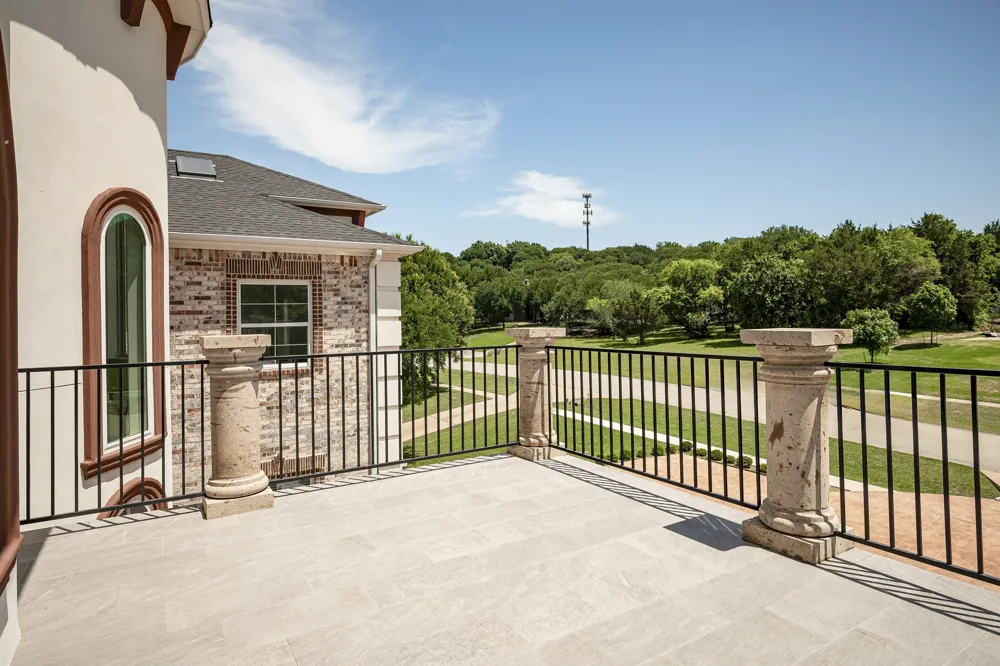 2415 Amberleaf Court Cedar Hill, TX 75104
