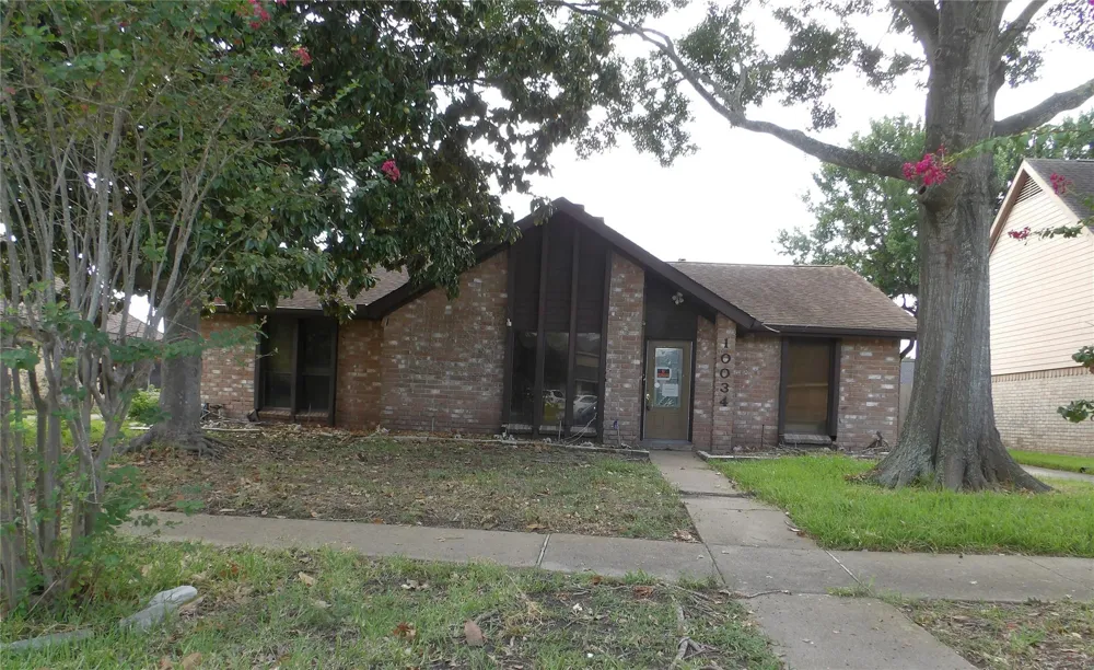 10034 Sageglow Drive Houston, TX 77089