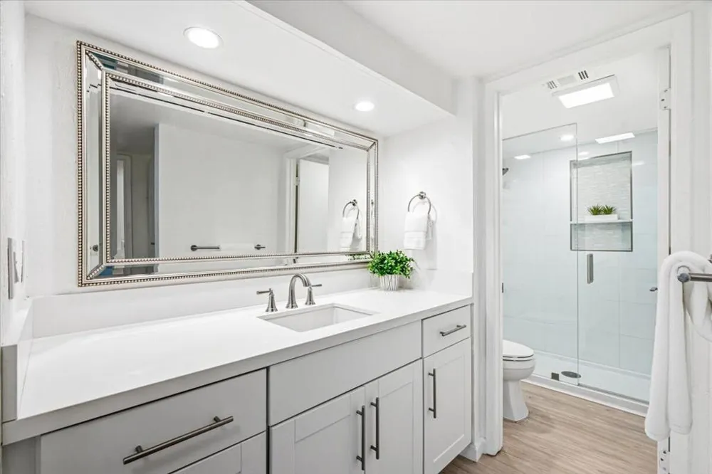 1050 E Ramon Road #20 Palm Springs, CA 92264