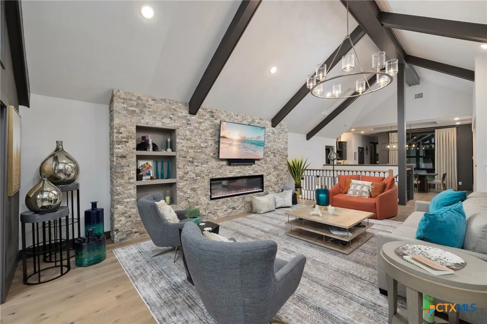 180 Lake Ridge Drive Seguin, TX 78155