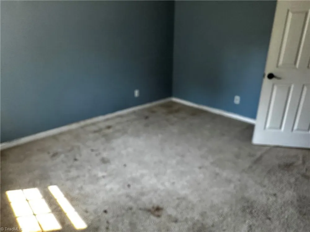 1720 Braemore Court Kernersville, NC 27284