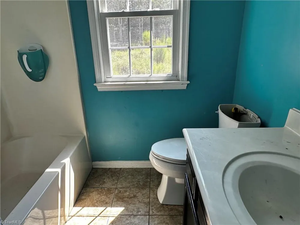 1720 Braemore Court Kernersville, NC 27284