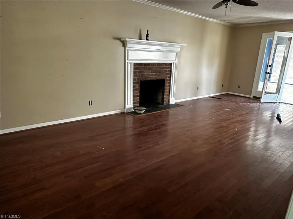1720 Braemore Court Kernersville, NC 27284