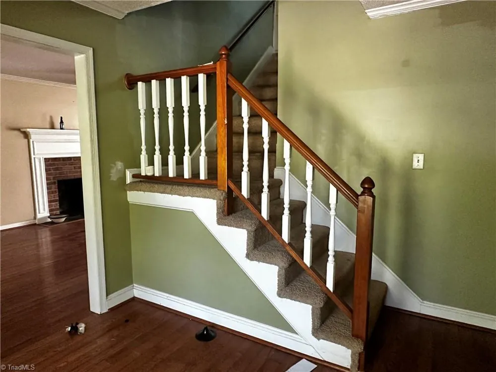 1720 Braemore Court Kernersville, NC 27284