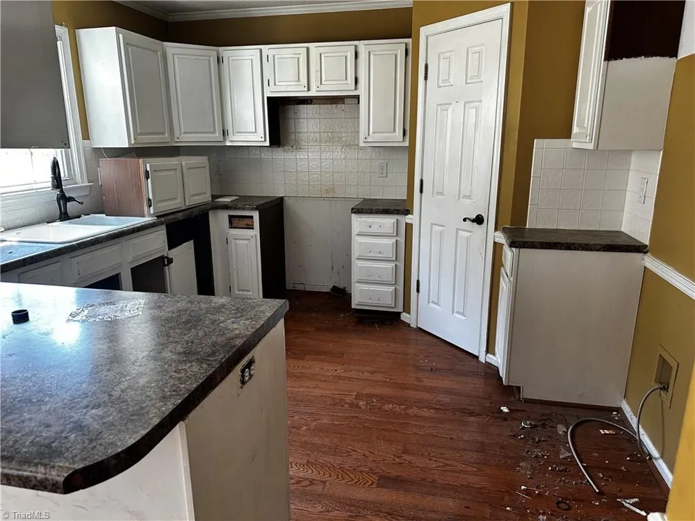 1720 Braemore Court Kernersville, NC 27284